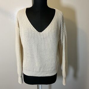 18. Self Esteem Cream V-Neck Sweater with Ribbed Texture Size Large